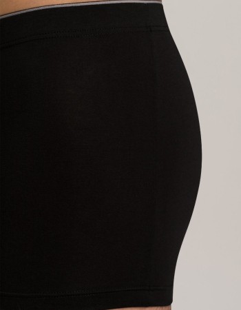 БОКСЕРКИ/COTTON SUPERIOR - БОКСЕРКИ/COTTON SUPERIOR -  - БоксеркиHANRO Цвят: черно Серия:COTTON SUPERIOR Състав: 93% памук, 7% еластан Фина материя от висок клас памук и еластан Скрит ластичен колан с надписHANROотвътре Моля имайте предвид, че всички прод