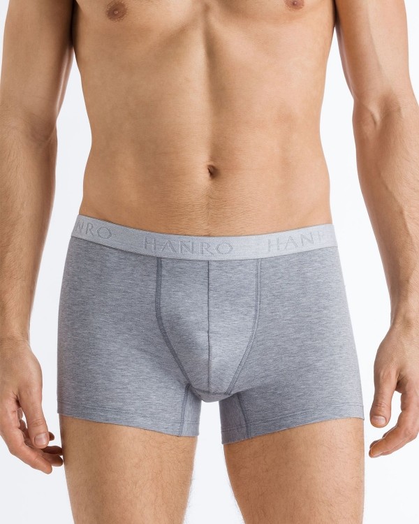БОКСЕРКИ/2 PACK - БОКСЕРКИ/2 PACK -  - Боксерки HANRO/2бр. Цвят: черно Серия:COTTON ЕSSENTIALS Състав: 92% памук, 8% еластан Фина материя от висок клас памук и еластан Ластичен колан с надпис HANRO Моля имайте предвид, че всички продукти характеризиращ